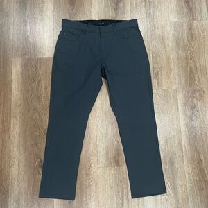Nike Tour Men’s 5 Pocket Slim Fit Golf Pants Dark Smoke Grey/Black SZ. 33x30